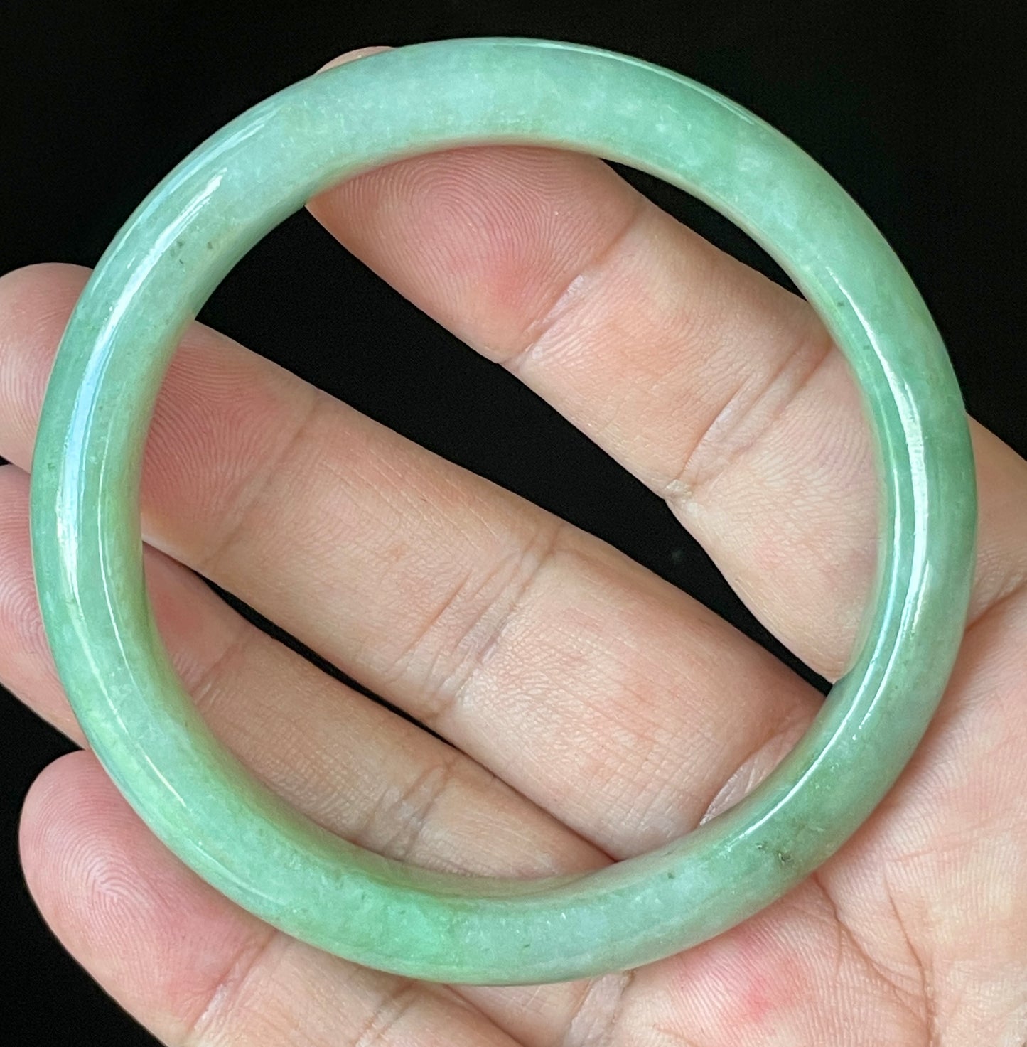 Natural Certified Burmese Jadeite Jade Bangle – Icy Apple Green & Imperial Green with Milky White Hues – 58.5mm – JB918