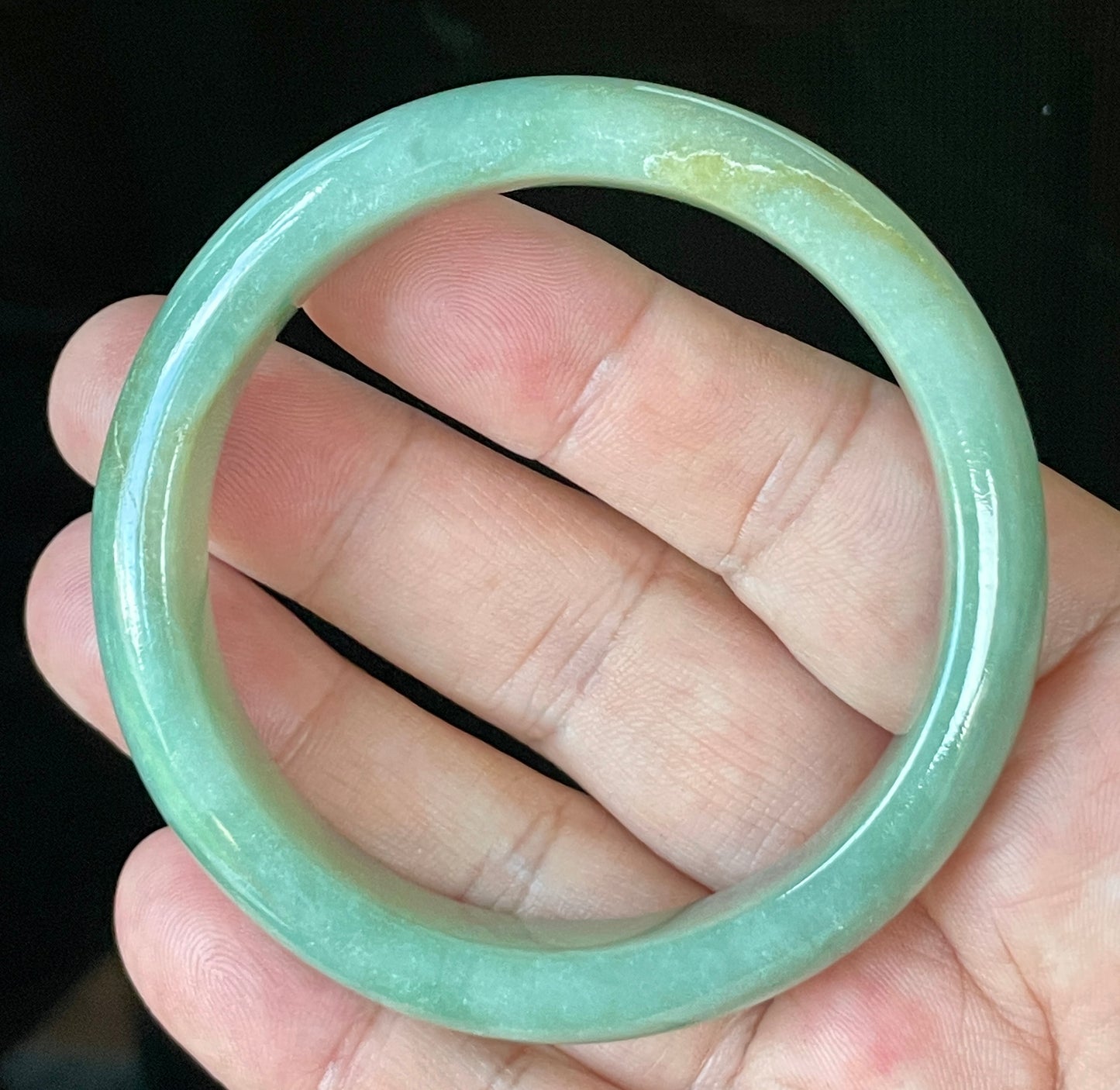 Natural Certified Burmese Jadeite Jade Bangle – Icy Apple Green with Milky White Hues & Honey Stone Lines – 58mm – JB917