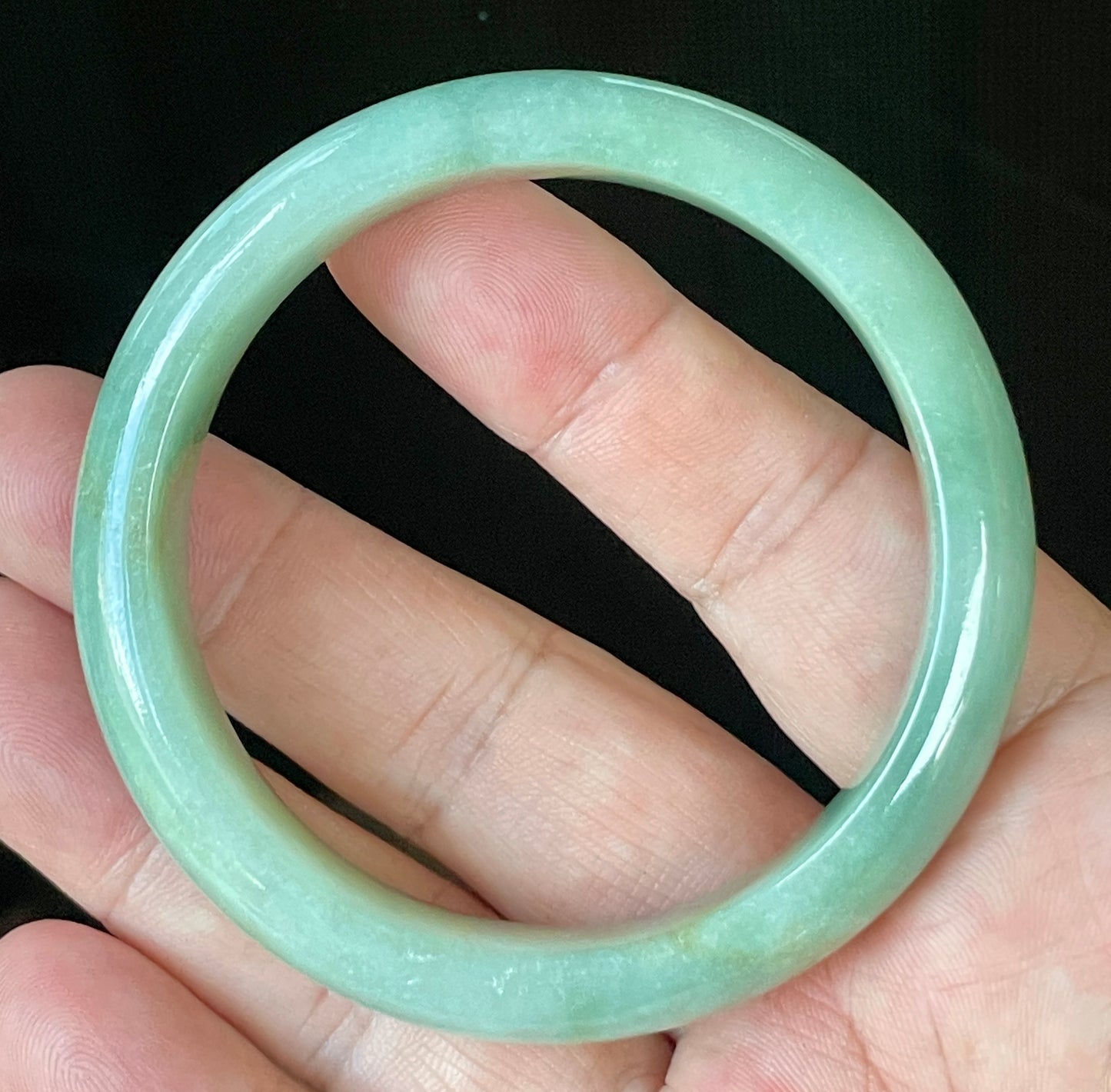 Natural Certified Burmese Jadeite Jade Bangle – Icy Apple Green with Milky White Hues & Honey Stone Lines – 58mm – JB917