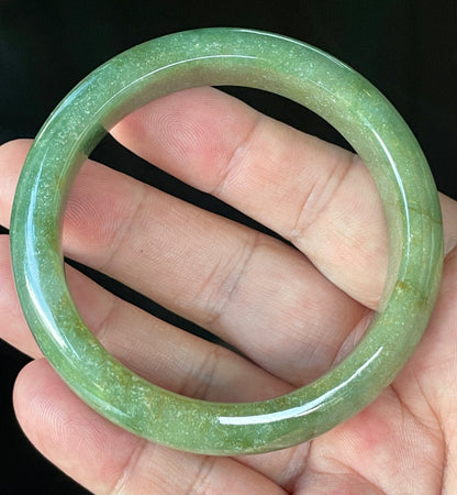 Natural Certified Burmese Jadeite Jade Bangle – Icy Apple Green with Milky White & Honey Hues – 57.6mm – JB916