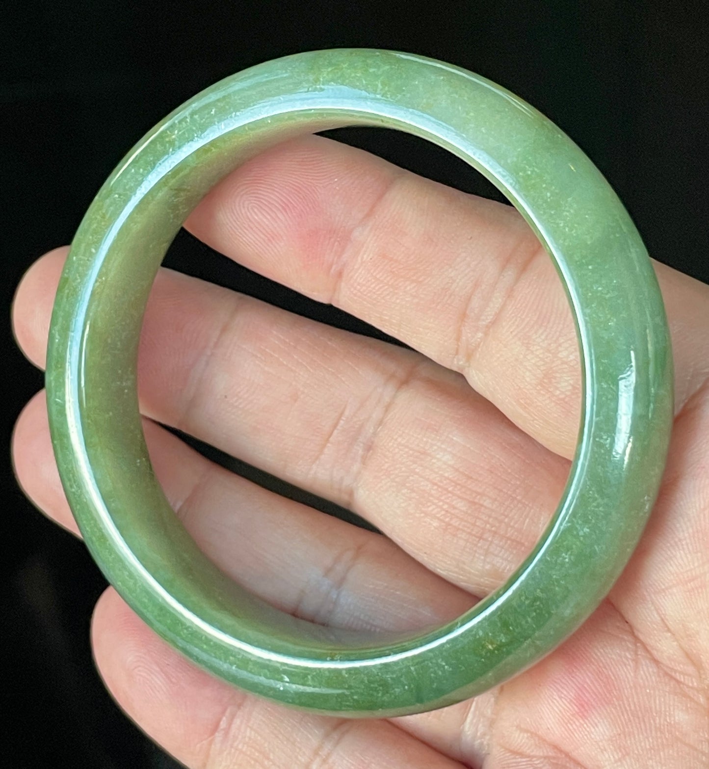 Natural Certified Burmese Jadeite Jade Bangle – Icy Apple Green with Milky White & Honey Hues – 57.6mm – JB916