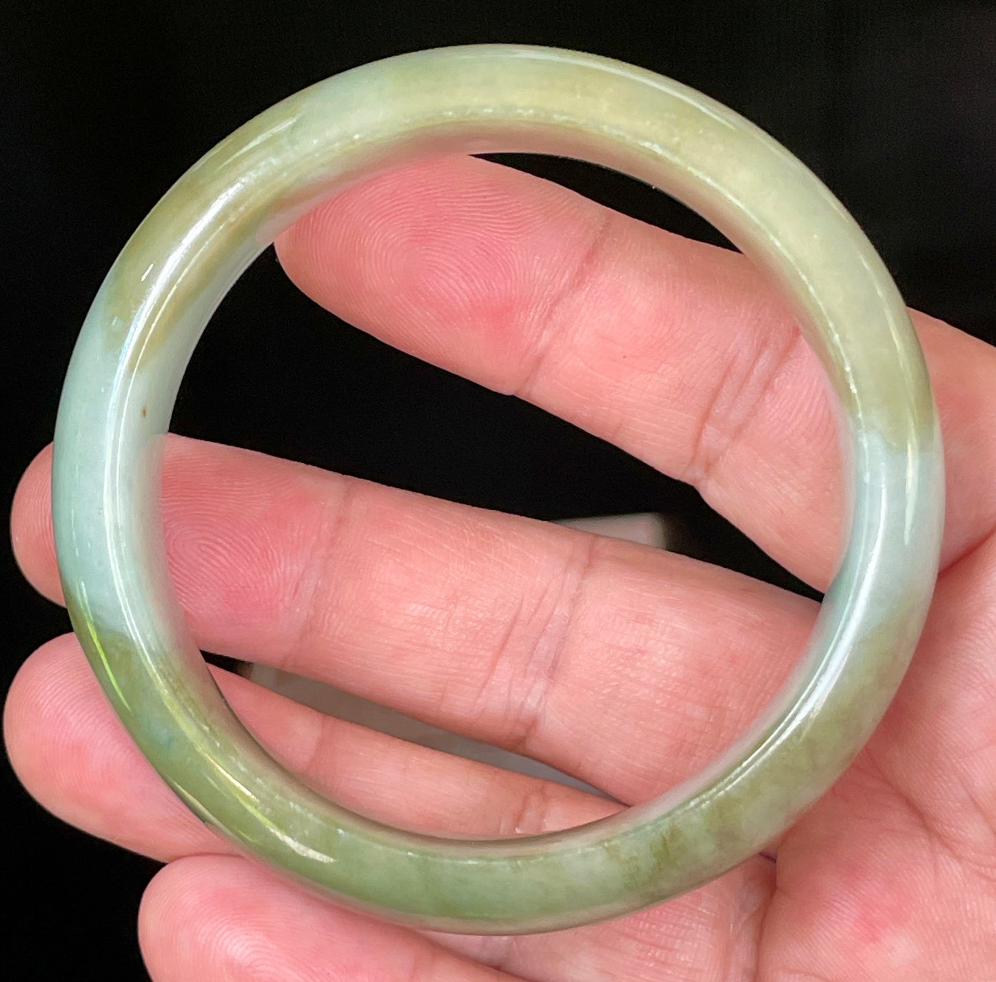 Natural Certified Burmese Jadeite Jade Bangle – Apple & Moss Green with Bluish Milky White Hues – 57.5mm – JB032