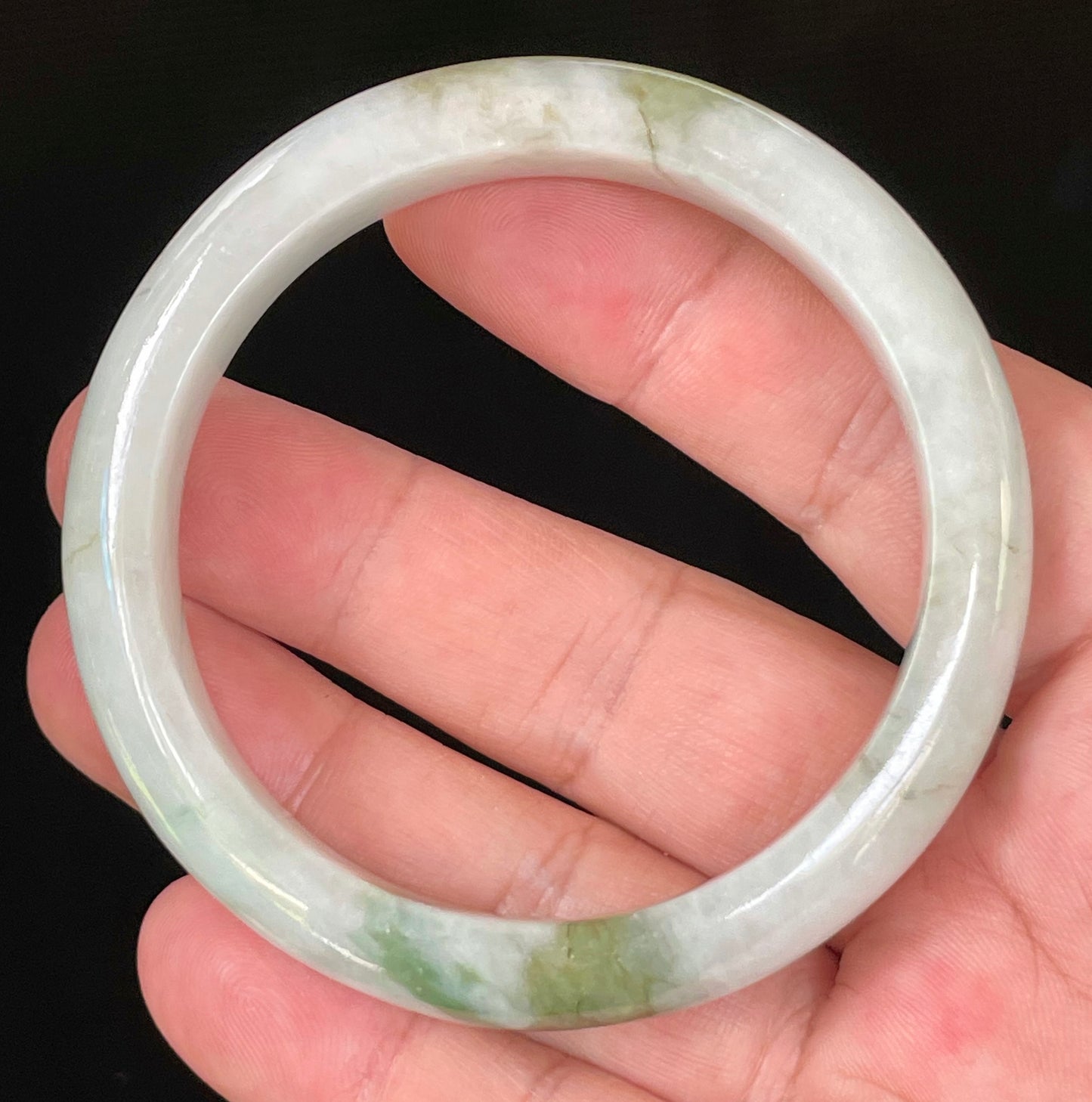 Natural Certified Burmese Jadeite Jade Bangle – Icy Apple & Moss Green with Light Greyish Milky White Hues – 57.5mm – JB025