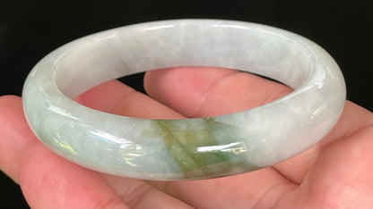 Natural Certified Burmese Jadeite Jade Bangle – Icy Apple & Moss Green with Light Greyish Milky White Hues – 57.5mm – JB025