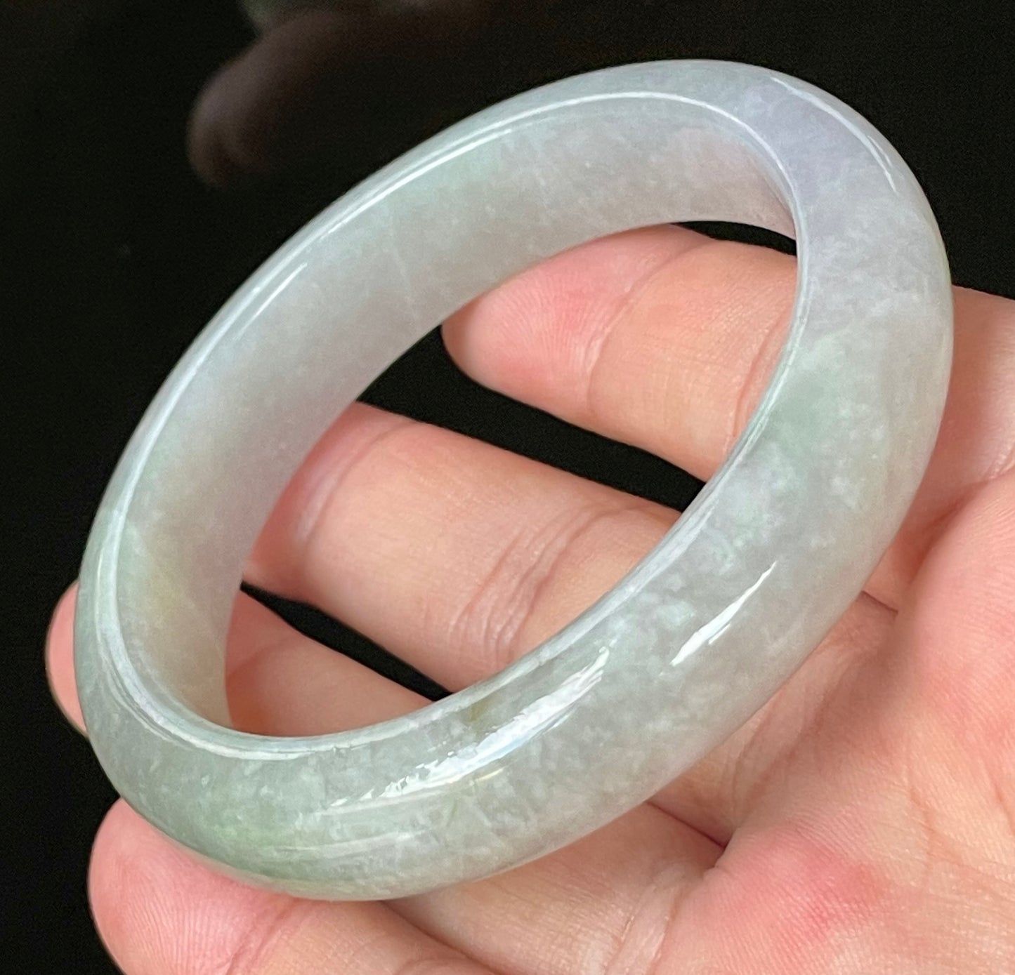 Natural Certified Burmese Jadeite Jade Bangle – Very Icy Light Lavender & Milky White with Apple Green Hues – 55.9mm – JB126