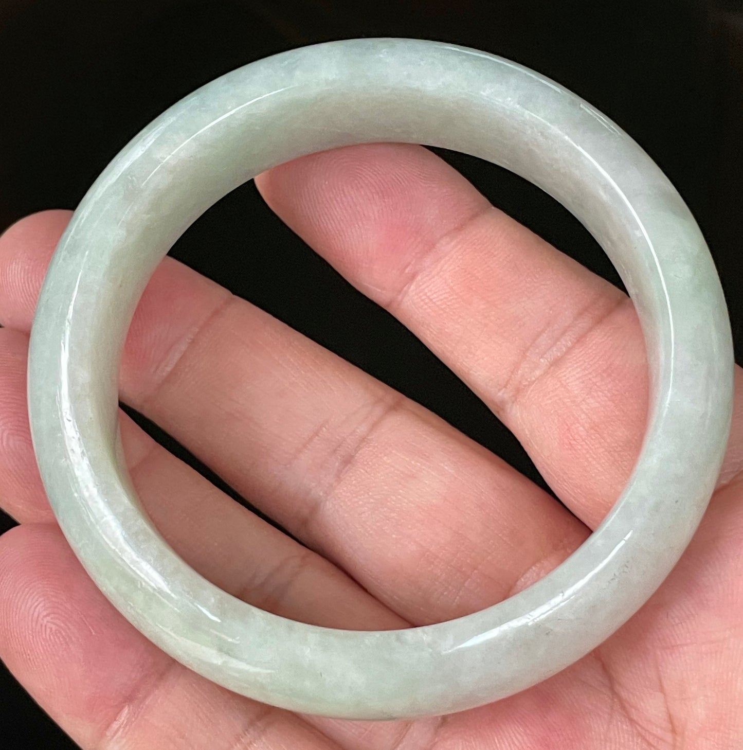 Natural Certified Burmese Jadeite Jade Bangle – Very Icy Apple & Imperial Green with Milky White Hues – 58.8mm – JB111