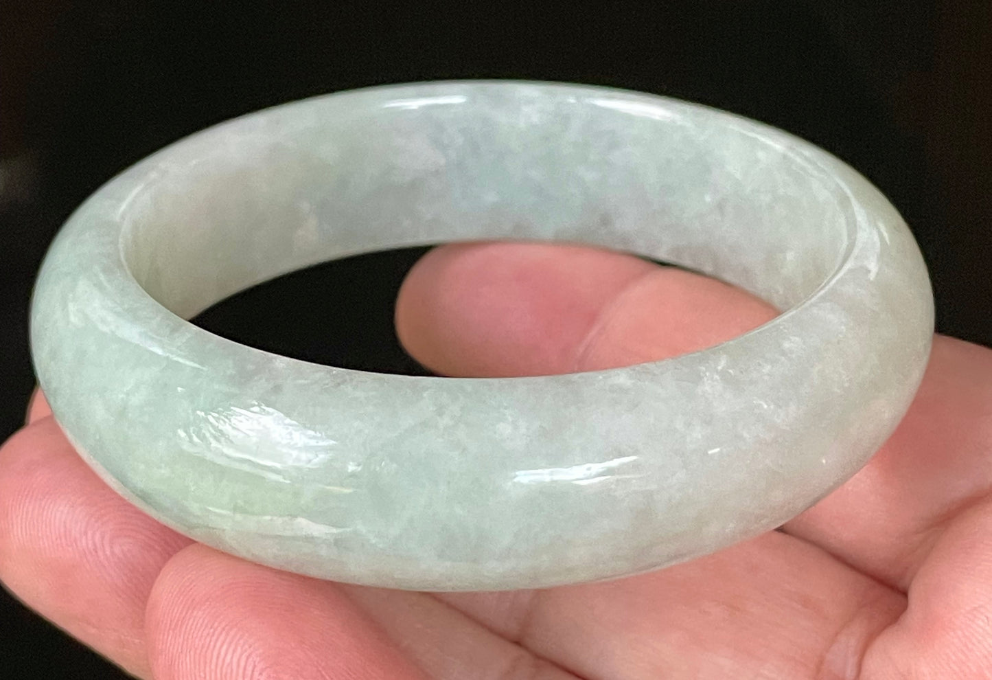 Natural Certified Burmese Jadeite Jade Bangle – Very Icy Apple & Imperial Green with Milky White Hues – 58.8mm – JB111