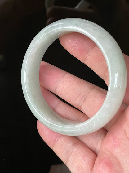 Natural Certified Burmese Jadeite Jade Bangle – Very Icy Apple & Imperial Green with Milky White Hues – 58.8mm – JB111