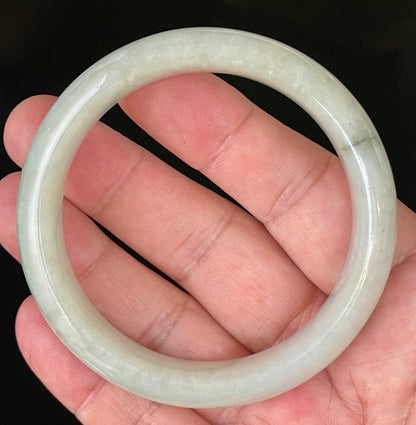 Natural Certified Burmese Jadeite Jade Bangle – Very Icy Apple Green with Imperial Green Line – 58.7mm – JB200