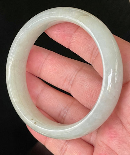 Natural Certified Burmese Jadeite Jade Bangle – Very Icy Apple Green with Imperial Green Line – 58.7mm – JB200