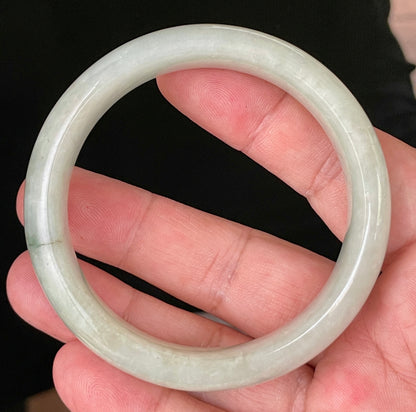 Natural Certified Burmese Jadeite Jade Bangle – Very Icy Apple Green with Imperial Green Line – 58.7mm – JB200