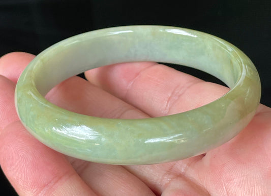 Natural Certified Burmese Jadeite Jade Bangle – Icy Apple Green & Bluish Milky White with Honey Hues – 59mm – JB213