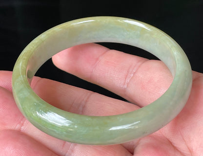 Natural Certified Burmese Jadeite Jade Bangle – Icy Apple Green & Bluish Milky White with Honey Hues – 59mm – JB213