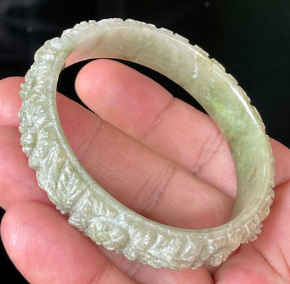 Natural Certified Burmese Jadeite Jade Bangle – Icy Apple Green & Milky White – Hand-Carved Floral Motif – 57.4mm – JB207