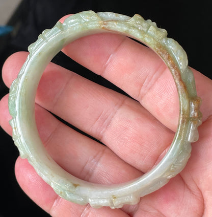 Natural Certified Burmese Jadeite Jade Bangle – Icy Apple Green with Milky White & Honey Orange Veins – Hand-Carved Floral Motif – 57mm – JB210