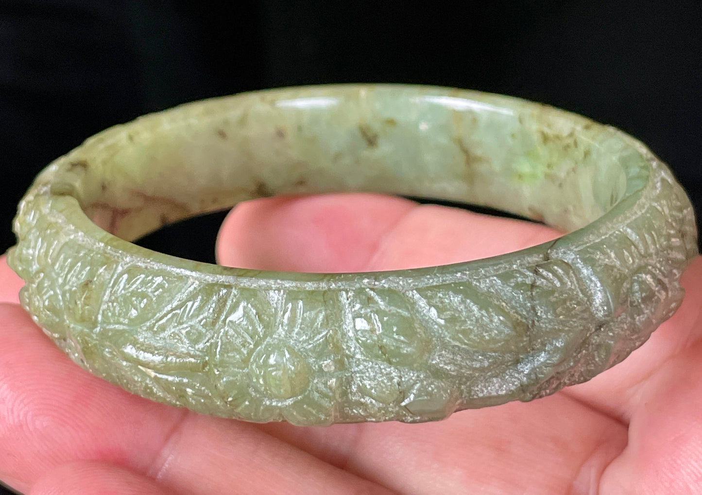 Natural Certified Burmese Jadeite Jade Bangle – Icy Apple Green – Hand-Carved Floral Motif – 58.3mm – JB211