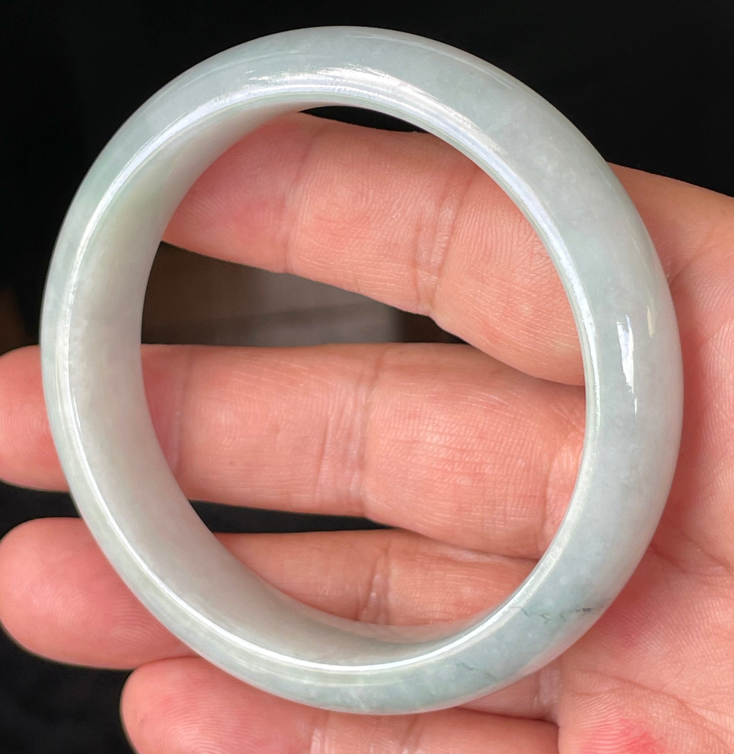 Natural Certified Burmese Jadeite Jade Bangle – Icy Greyish Milky White with Light Apple Green & Bluish Hues – 58.8mm – JB231