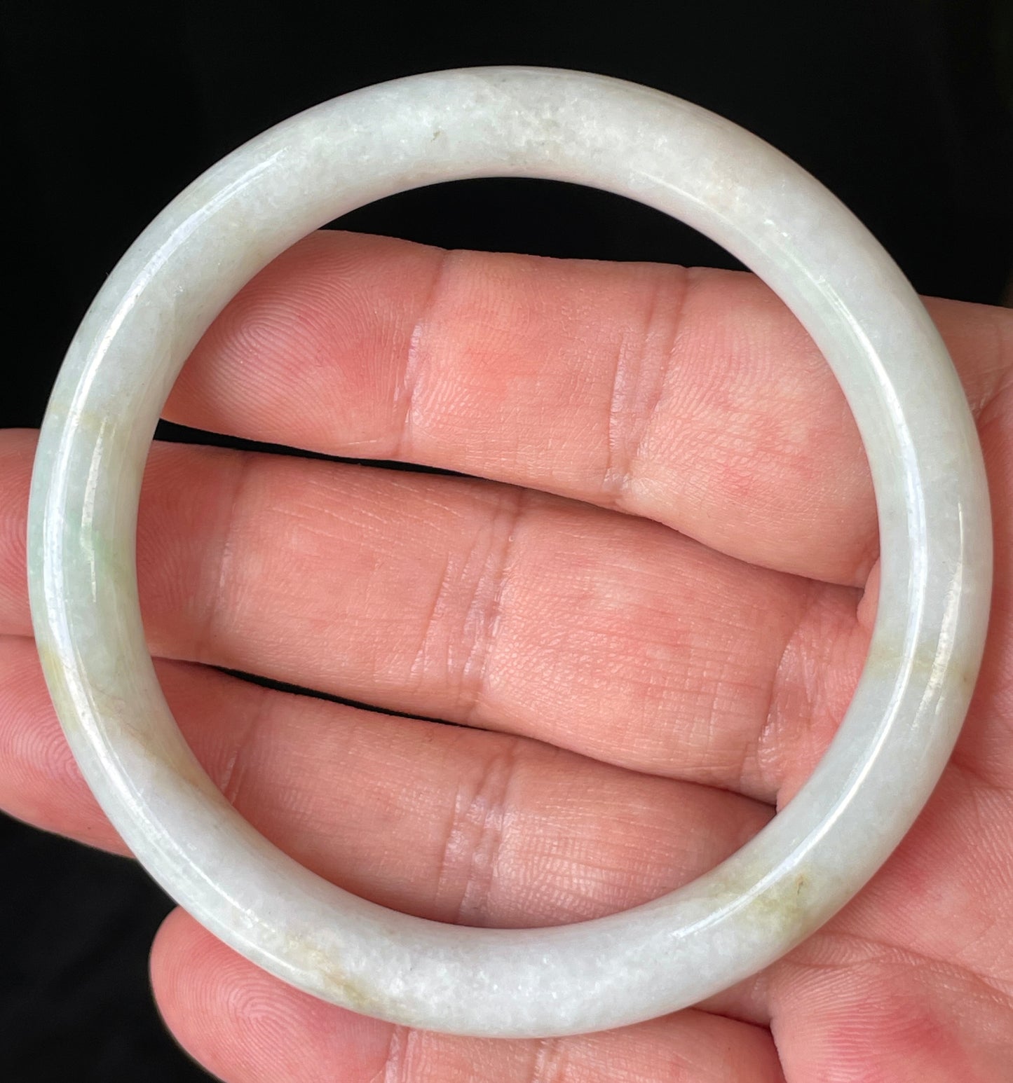 Natural Burmese Jadeite Jade Bangle – Icy Milky White with Apple Green & Yellow Veins – Princess Cut – 58.6mm – JB240
