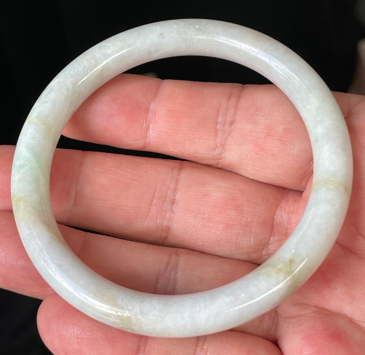 Natural Burmese Jadeite Jade Bangle – Icy Milky White with Apple Green & Yellow Veins – Princess Cut – 58.6mm – JB240