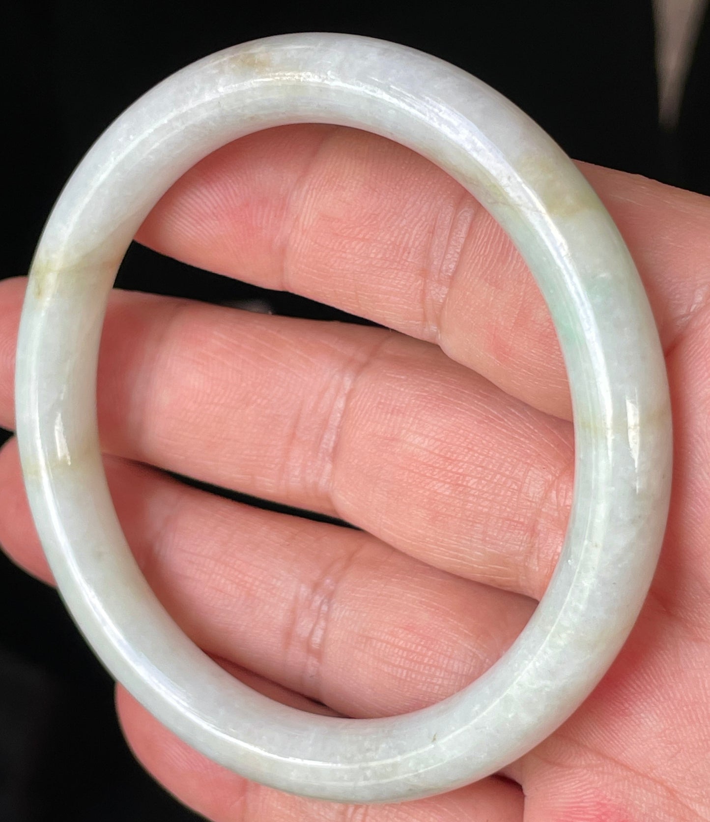 Natural Burmese Jadeite Jade Bangle – Icy Milky White with Apple Green & Yellow Veins – Princess Cut – 58.6mm – JB240