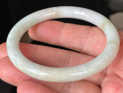 Natural Burmese Jadeite Jade Bangle – Icy Milky White with Apple Green & Yellow Veins – Princess Cut – 58.6mm – JB240