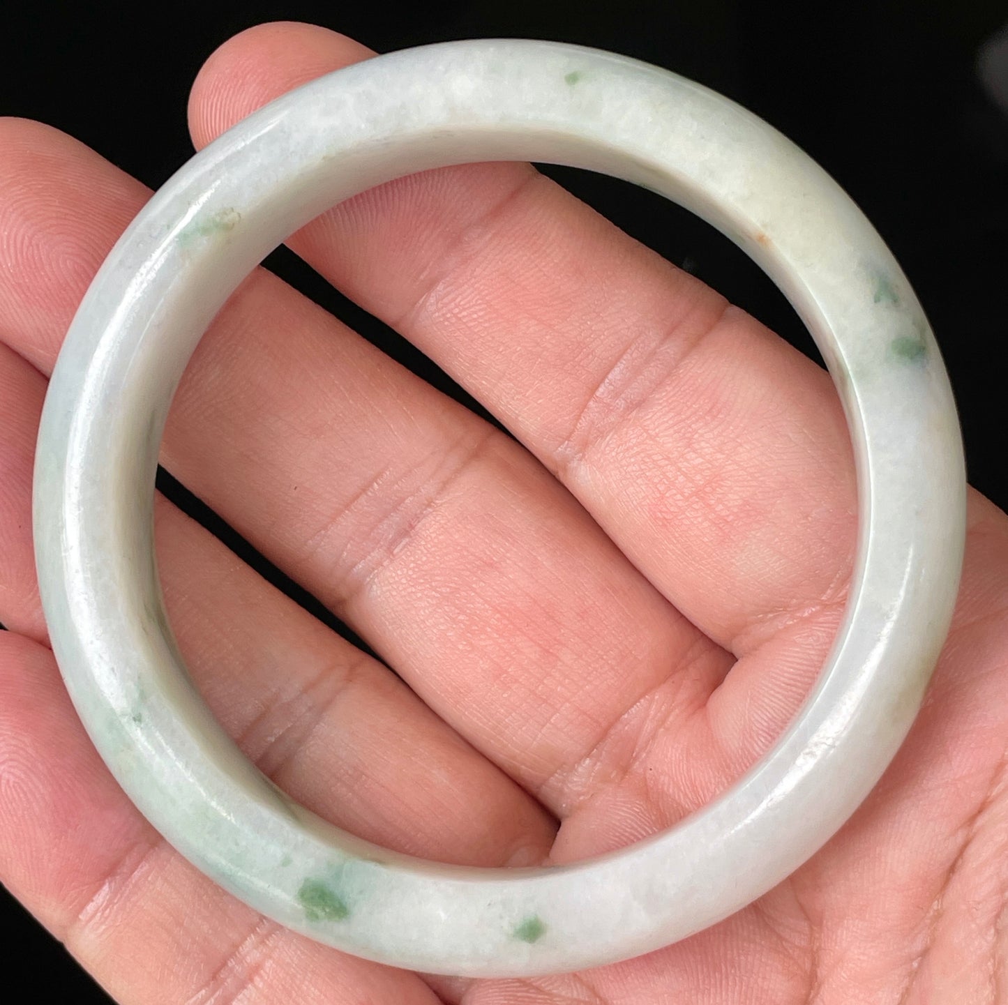Natural Certified Burmese Jadeite Jade Bangle – Icy Greyish Milky White with Imperial Green & Honey Hues – 56.8mm – JB072