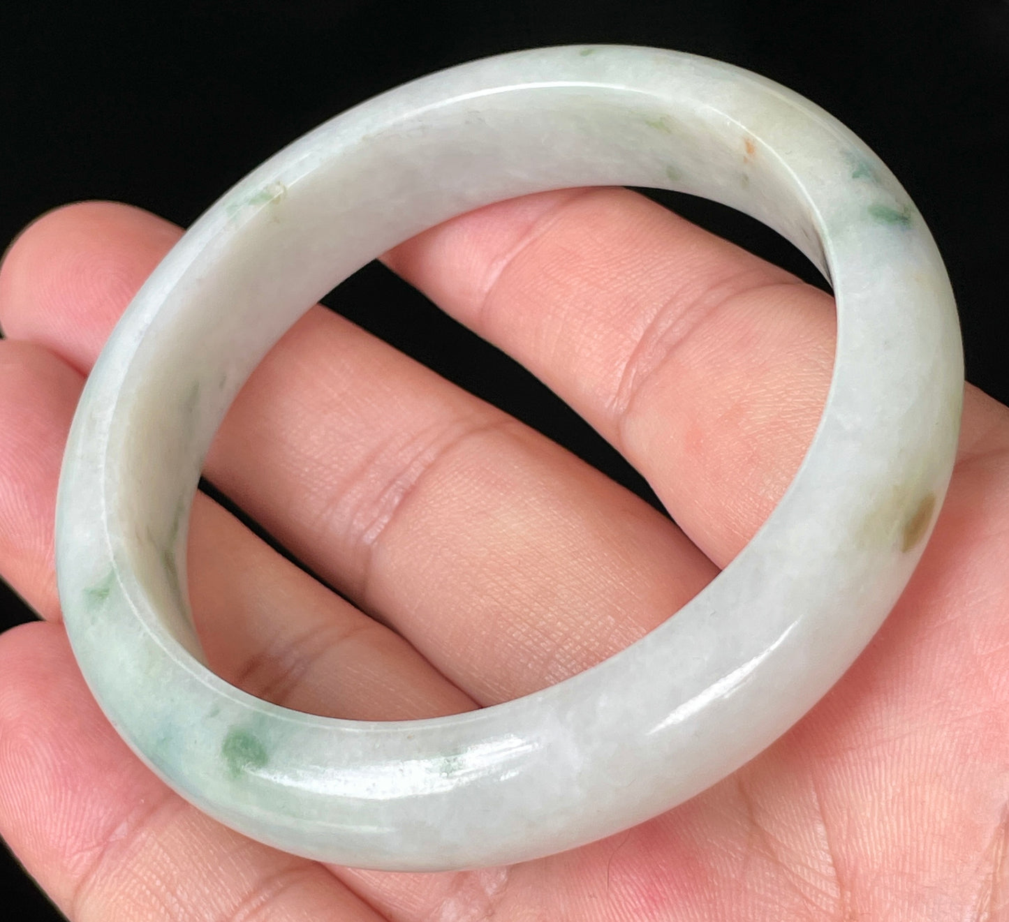 Natural Certified Burmese Jadeite Jade Bangle – Icy Greyish Milky White with Imperial Green & Honey Hues – 56.8mm – JB072