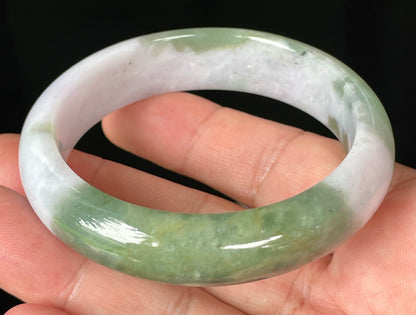 Natural Certified Burmese Jadeite Jade Bangle – Icy Greyish Milky White with Apple Imperial Green hues – 58.5mm – JB085