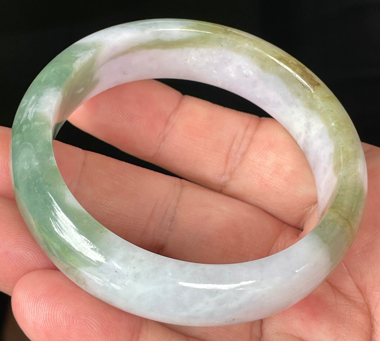 Natural Certified Burmese Jadeite Jade Bangle – Icy Greyish Milky White with Apple and Forest Green Hues – 58.6mm – JB095