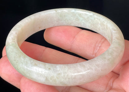 Natural Certified Burmese Jadeite Jade Bangle – Icy Honey and Milky White with Light Imperial Green Hues – 59.8mm – JB352