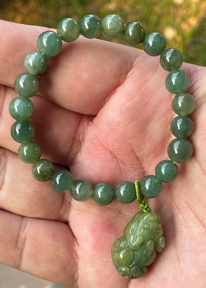 Natural Burmese Jadeite Jade Beaded Bracelet – Deep Apple Green – Hand-Carved Pixiu Pendant – 7mm – JBB178