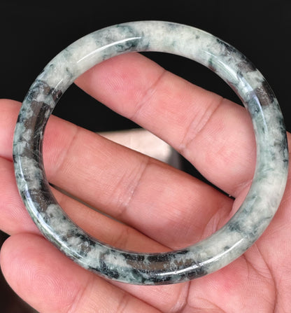 Natural Burmese Jadeite Jade Bangle – Icy Black, Grayish Milky White & Apple Green – Princess Cut – 58.4mm – JB371