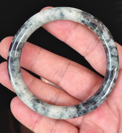 Natural Burmese Jadeite Jade Bangle – Icy Black, Grayish Milky White & Apple Green – Princess Cut – 58.4mm – JB371