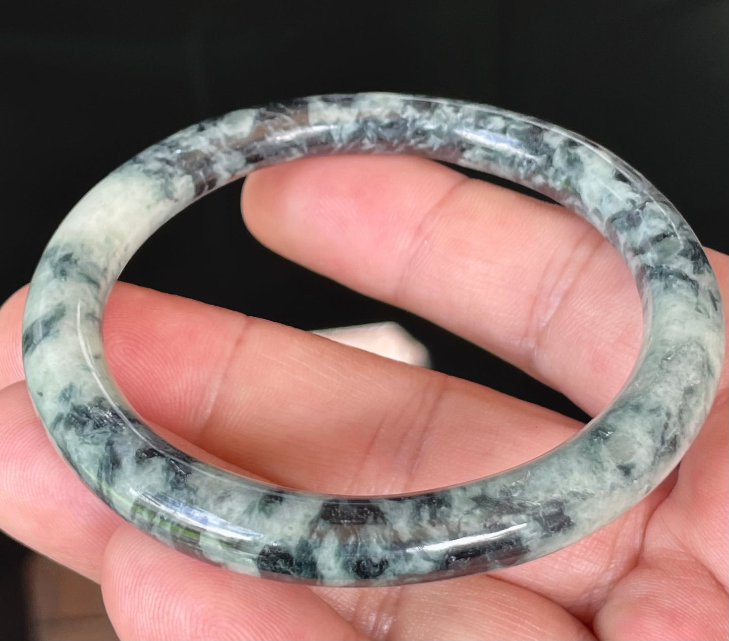 Natural Burmese Jadeite Jade Bangle – Icy Black, Grayish Milky White & Apple Green – Princess Cut – 58.4mm – JB371
