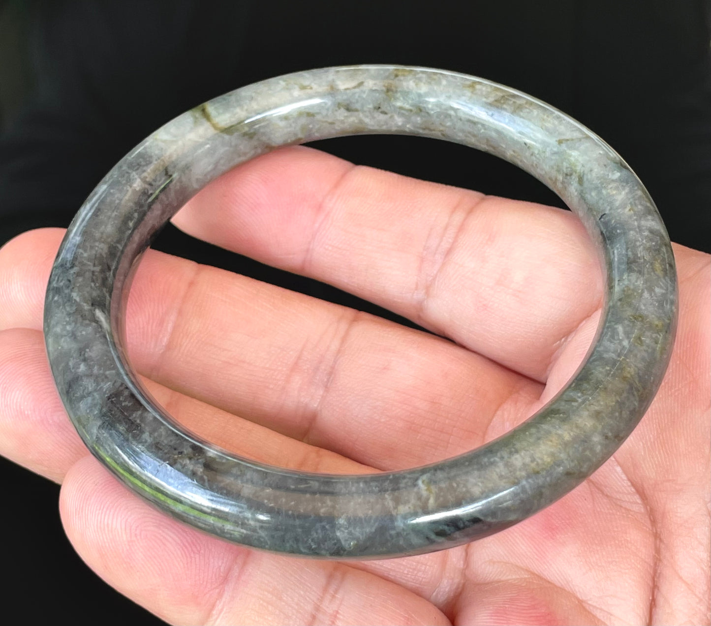 Natural Burmese Jadeite Jade Bangle – Icy Black, Grayish Milky White & Moss Green – Princess Cut – 62.5mm – JB404