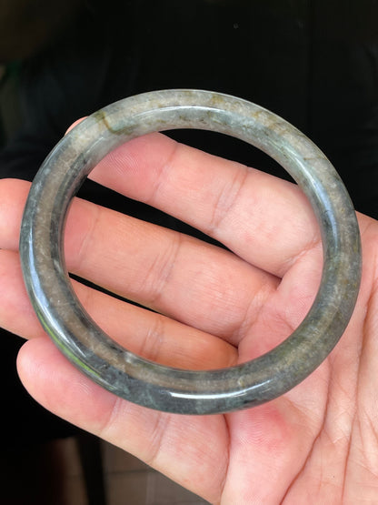 Natural Burmese Jadeite Jade Bangle – Icy Black, Grayish Milky White & Moss Green – Princess Cut – 62.5mm – JB404