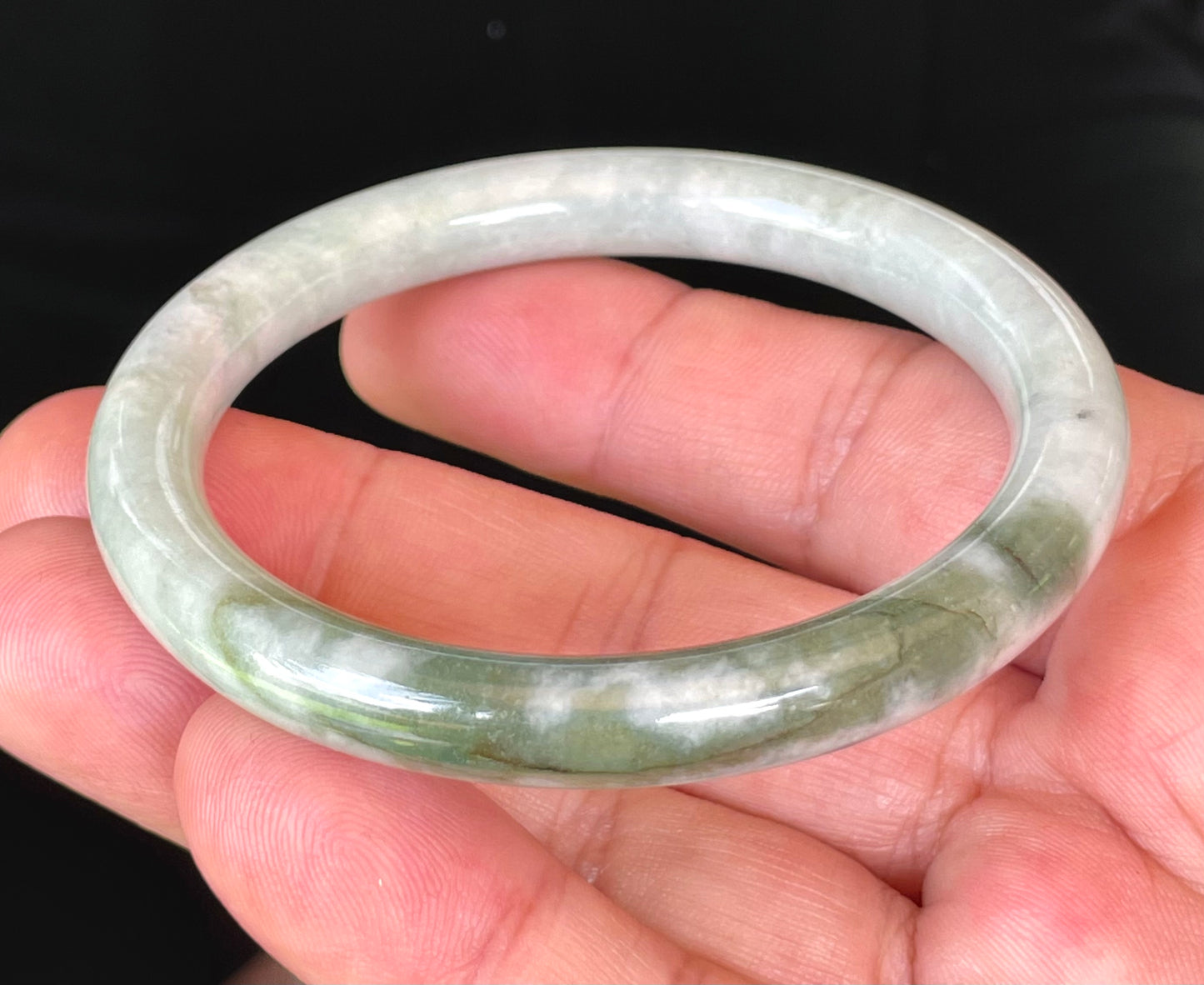 Natural Burmese Jadeite Jade Bangle – Icy Grayish Milky White & Apple Green – Princess Cut – 56.4mm – JB374