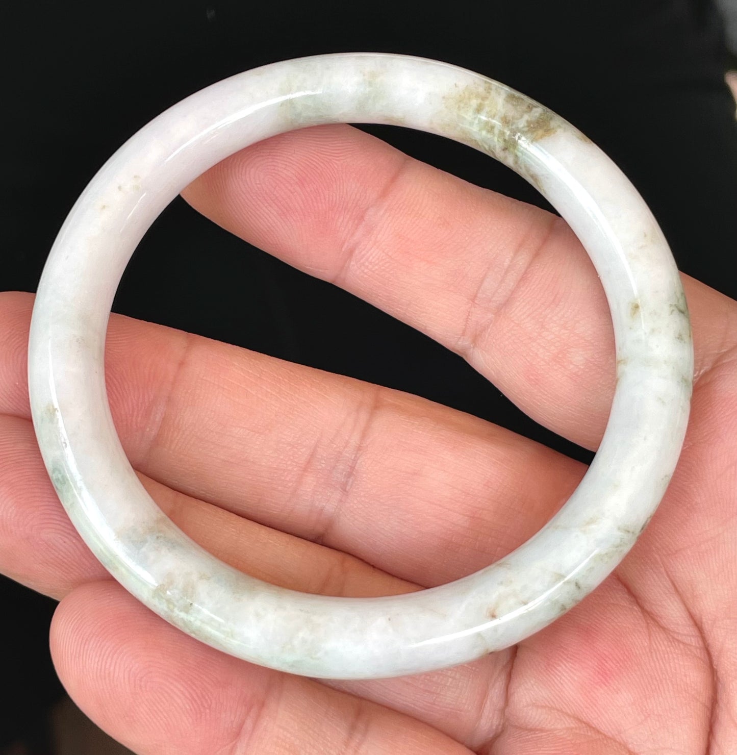 Natural Burmese Jadeite Jade Bangle – Icy Milky White & Apple Green – Princess Cut – 58.5mm – JB435