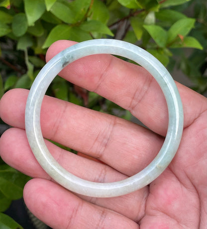 Vitreous luster and translucent texture of the authentic Myanmar jade princess cut bangle JB753