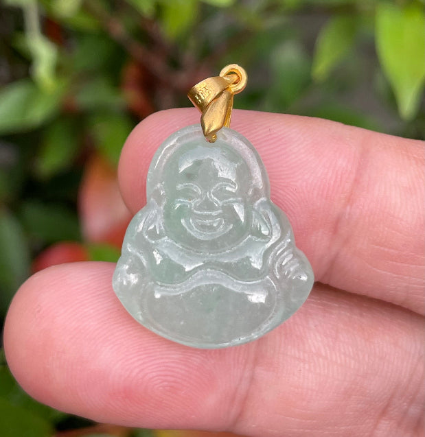 Fine texture of the authentic Myanmar jade pendant JHB002 showcasing a carved Laughing Buddha Feng Shui design for joy and abundance