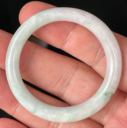 Glassy luster and fine crystalline texture of the authentic Myanmar jade princess cut bangle JB251