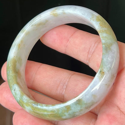 Translucent fine crystalline texture of Grade A natural Myanmar jadeite