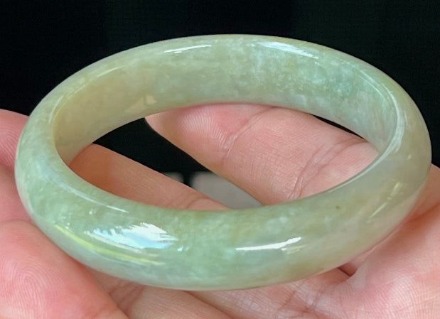Flat inner profile of 62.1mm icy green Burmese jade bangle JB1302