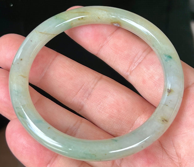 Flat inner profile of 62.1mm icy green Burmese jade bangle JB1302