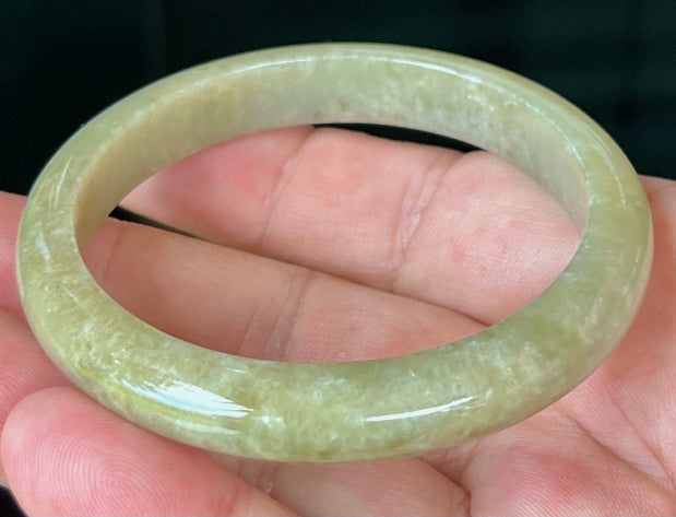 Flat inner profile of 62.1mm icy green Burmese jade bangle JB1302