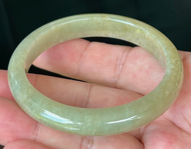 Flat inner profile of 62.1mm icy green Burmese jade bangle JB1302