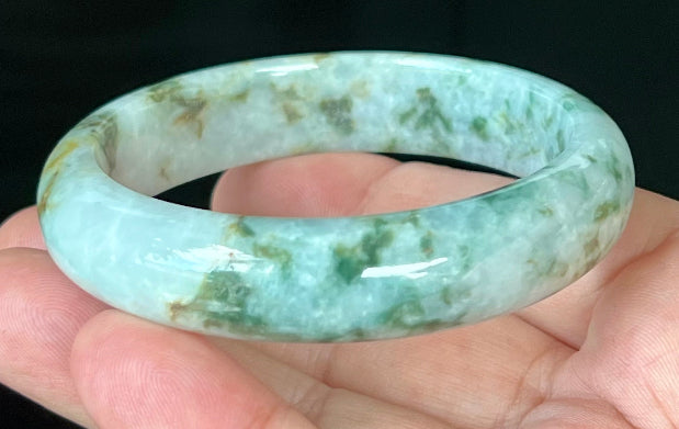 Flat inner profile of 62.1mm icy green Burmese jade bangle JB1302