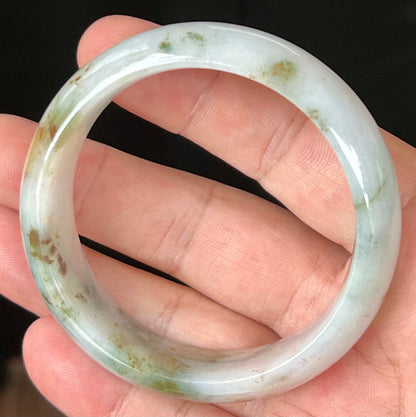 Flat inner profile of 62.1mm icy green Burmese jade bangle JB1302