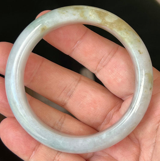 Rounded classic profile of 59mm milky white Burmese jade bangle JB546
