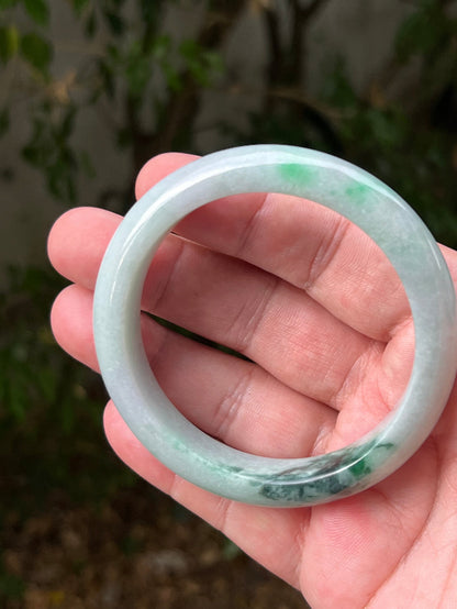 Regular round profile of 60.5mm icy green Burmese jade bangle JB1316